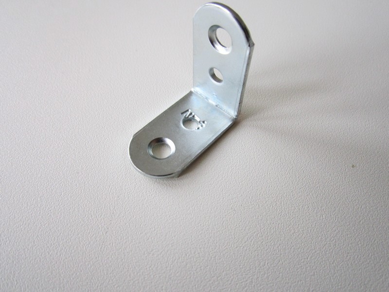 NO:24 L GÖNYE 1,5X15X27X27MM